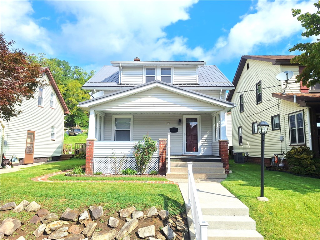 712 Line Ave — photo 1