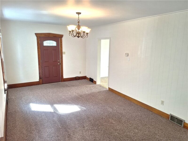 712 Line Ave — photo 3