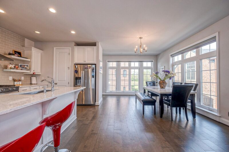 119 Meeder LANE — photo 3