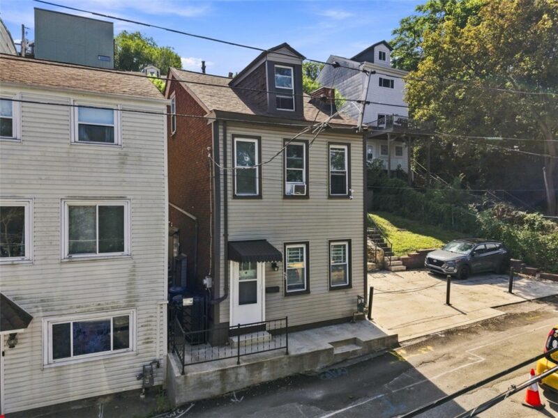 55 Roscoe St — photo 3