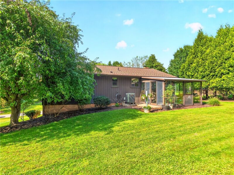 29 Lakeview Dr — photo 3