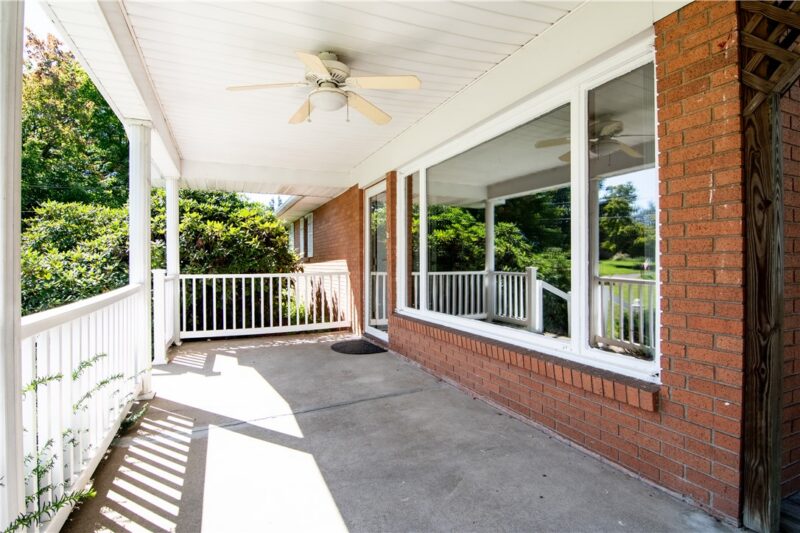 125 Baldwin Rd — photo 3