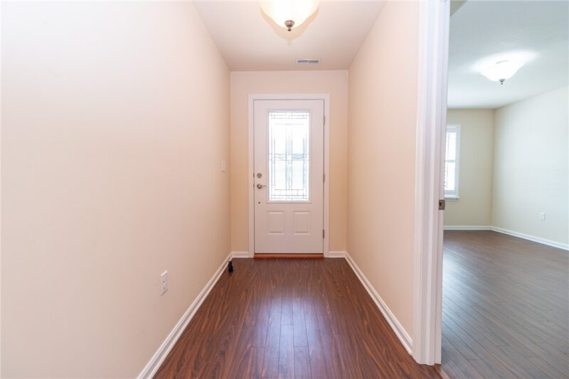 420 Chestnut Lane — photo 3
