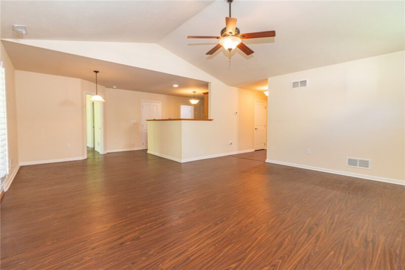 420 Chestnut Lane — photo 4