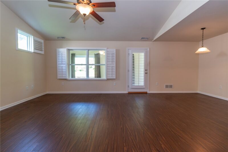 420 Chestnut Lane — photo 5