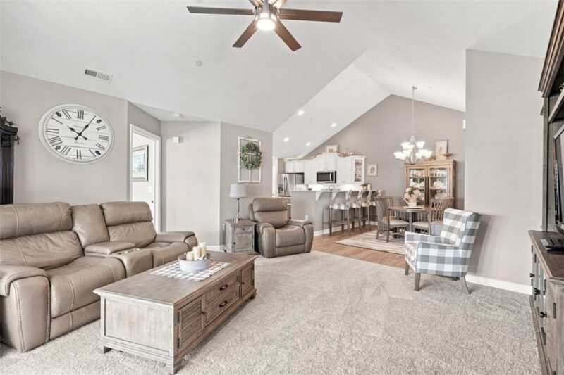 1111 Sandy Ridge Dr — photo 5