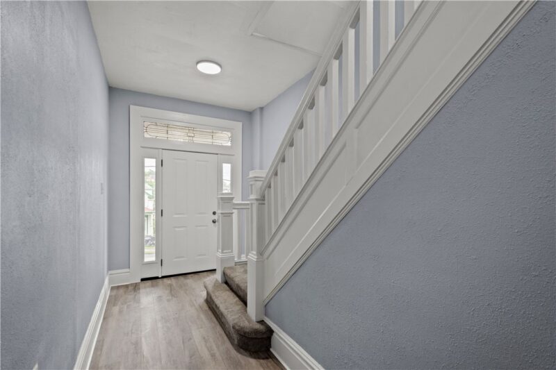 138 Linnview — photo 2