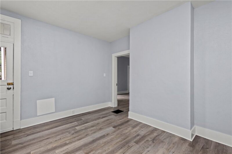138 Linnview — photo 8