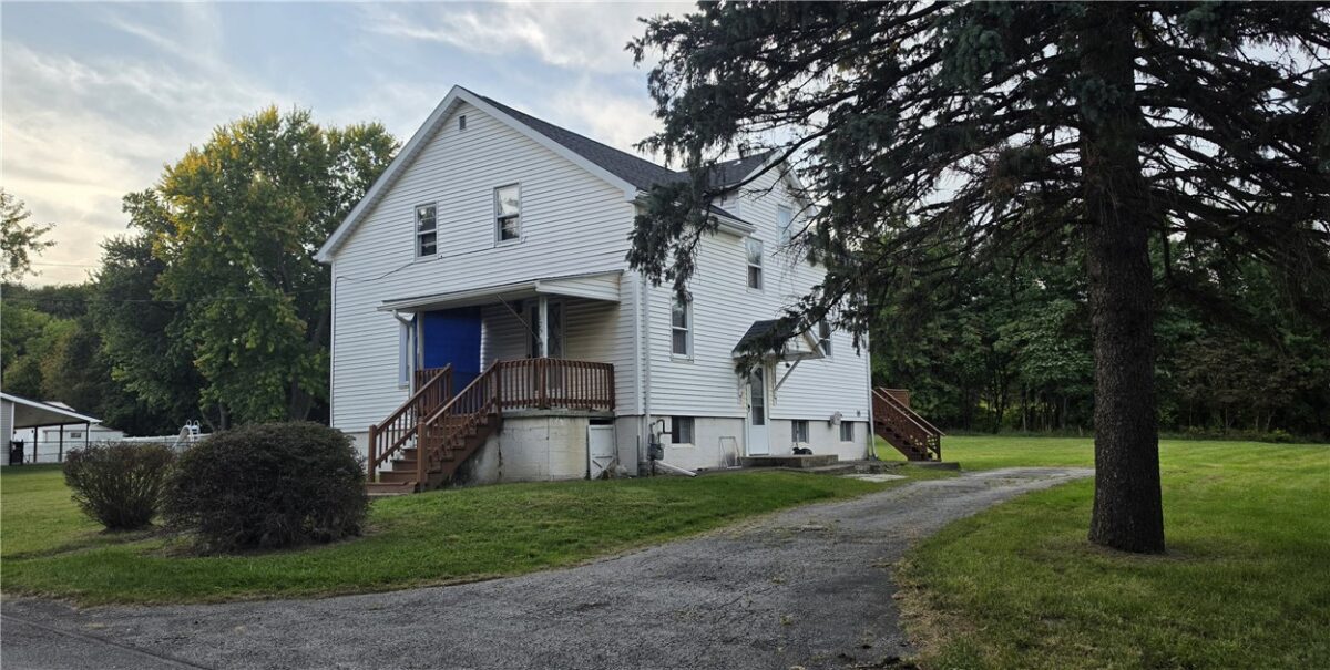 125 Elkin Ave — photo 1