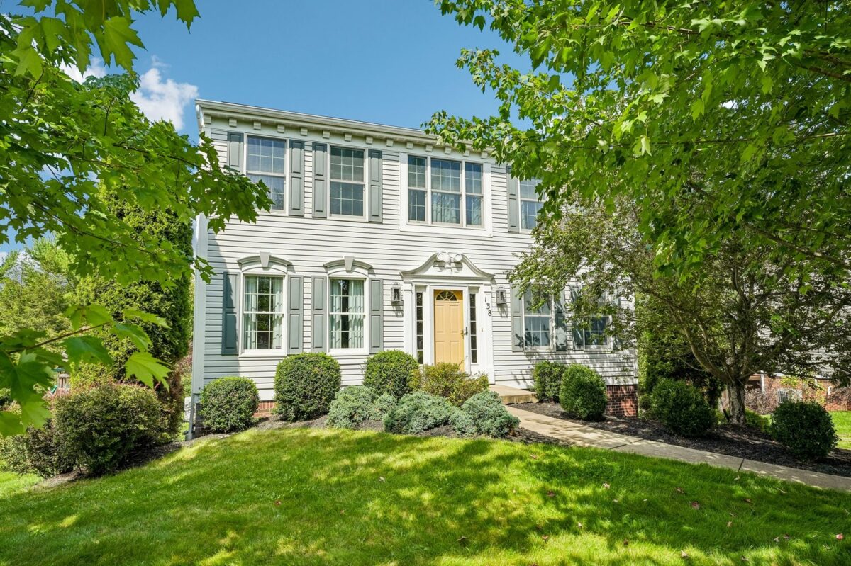 138 Cherrydale COURT — photo 1