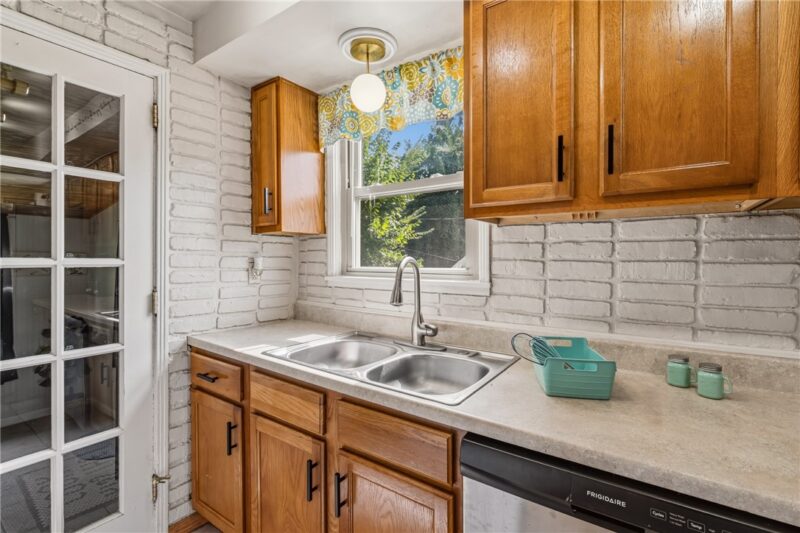 336 Delano Dr — photo 6