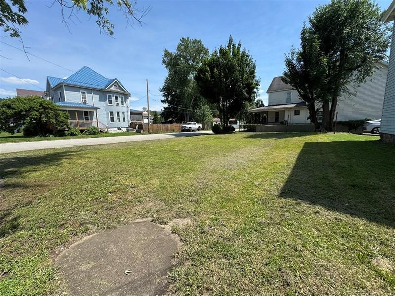 113 Washington Ave — photo 2