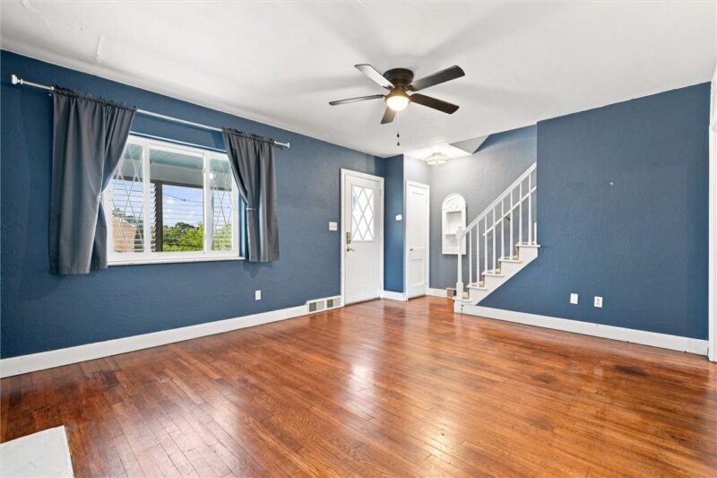 388 Lamarido St — photo 3