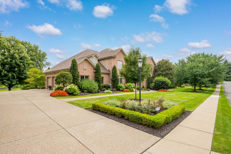 4011 Muirfield DRIVE — photo 3
