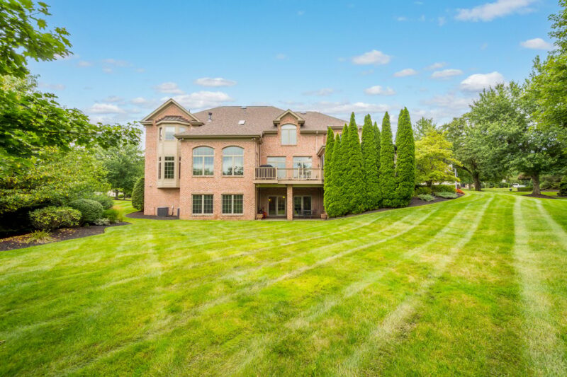 4011 Muirfield DRIVE — photo 6