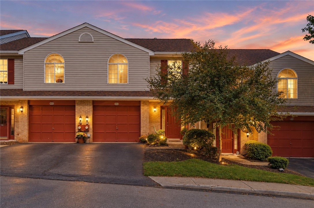 613 Newport Dr — photo 1