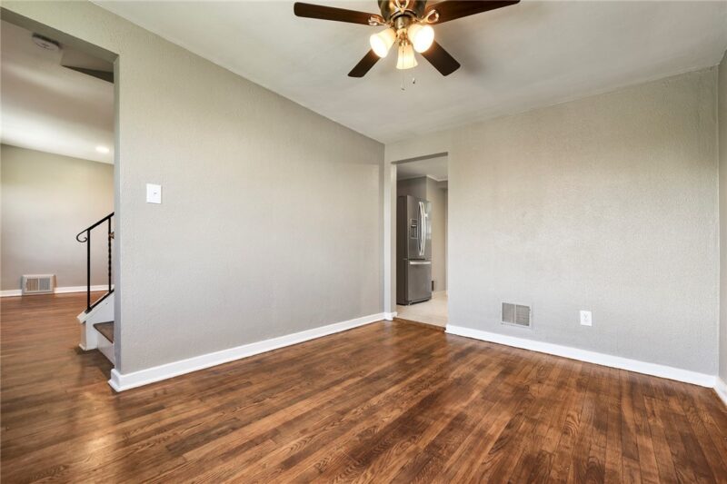 8106 Chaske St — photo 7