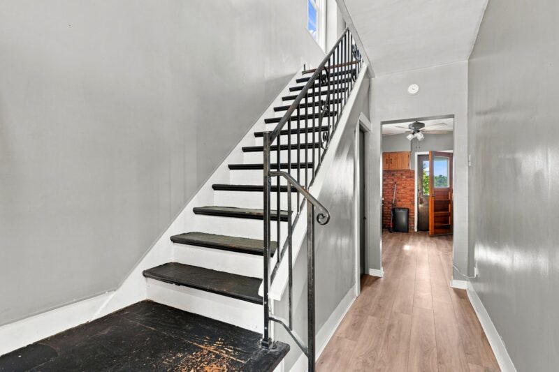 423 Wilson AVENUE — photo 6
