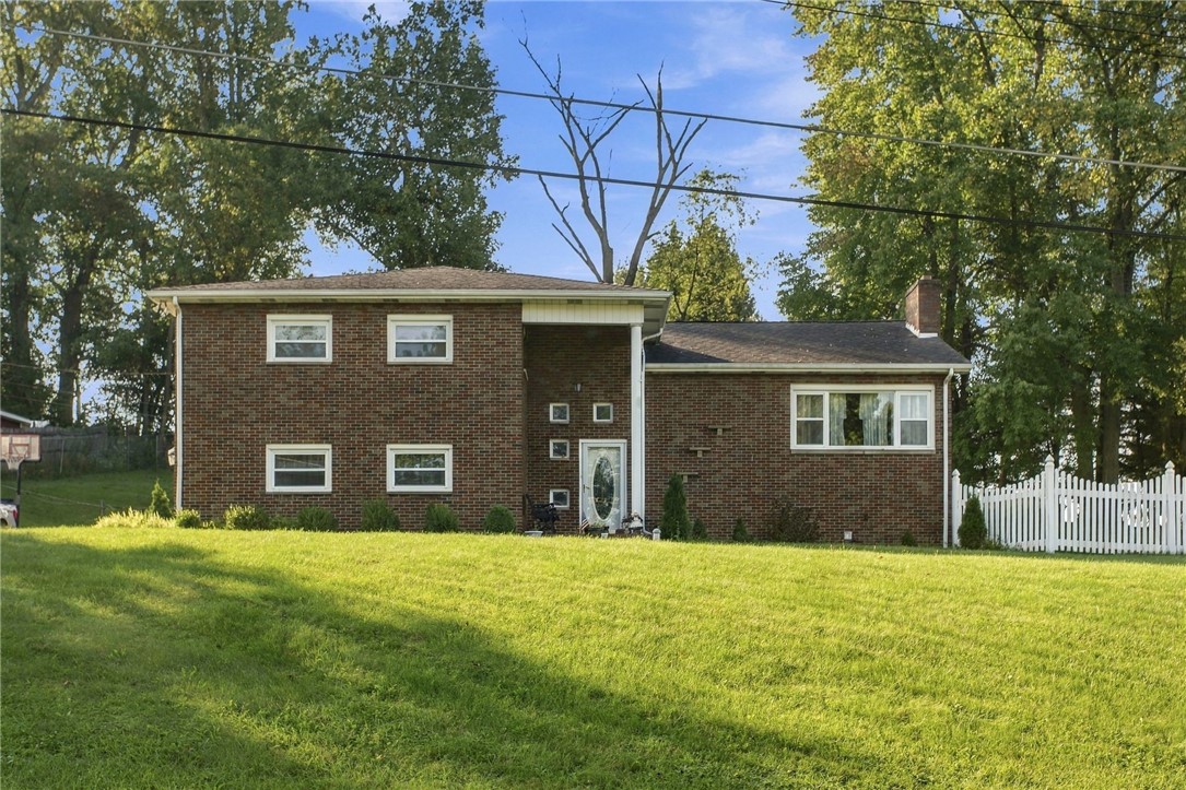 732 Morningstar Dr — photo 1