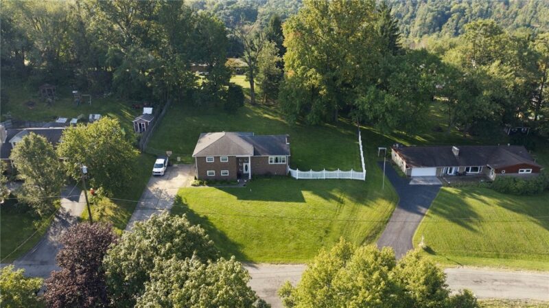 732 Morningstar Dr — photo 3