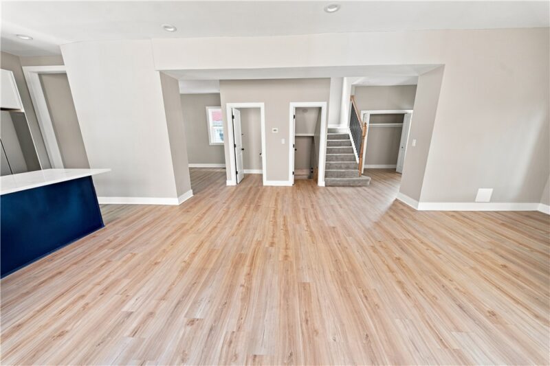 109 S Harrison Ave — photo 5