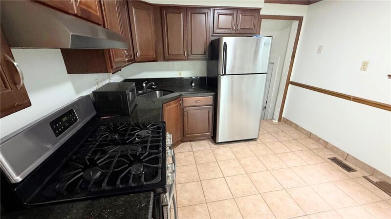 1102 Milan Ave — photo 8
