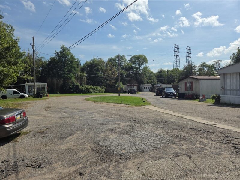 1 Bradbury Dr — photo 2