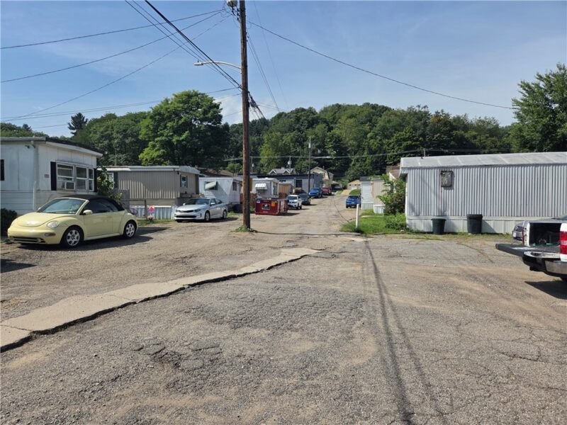 1 Bradbury Dr — photo 3