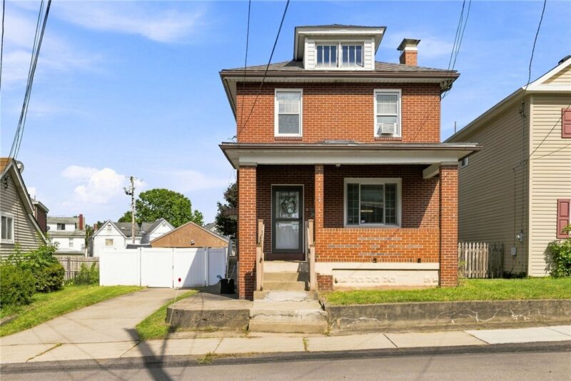 528 Flynn Avenue — photo 2