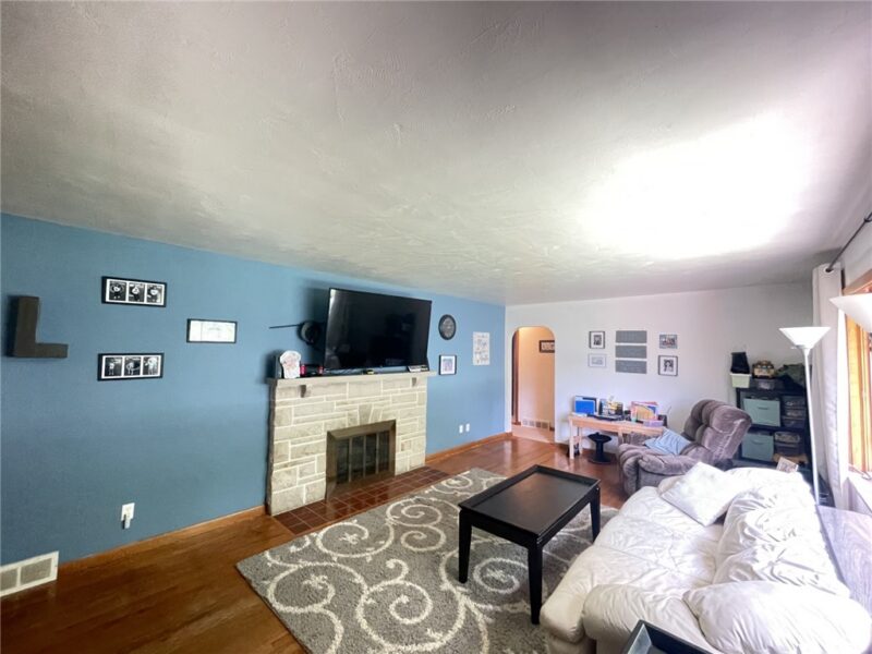 229 Meadowbrook Road — photo 3