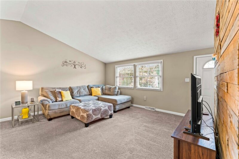 14 Fawnvue Dr — photo 4