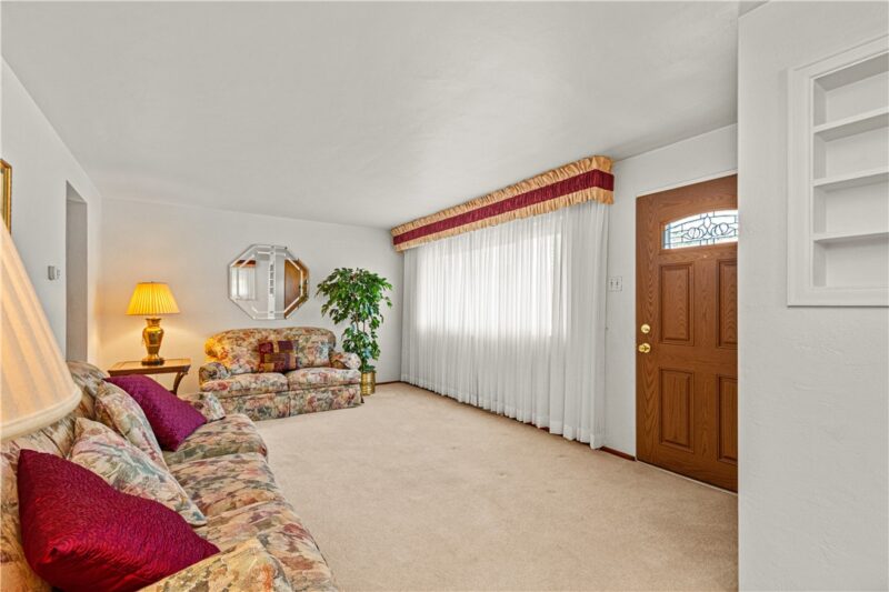5468 Keenan Dr — photo 8