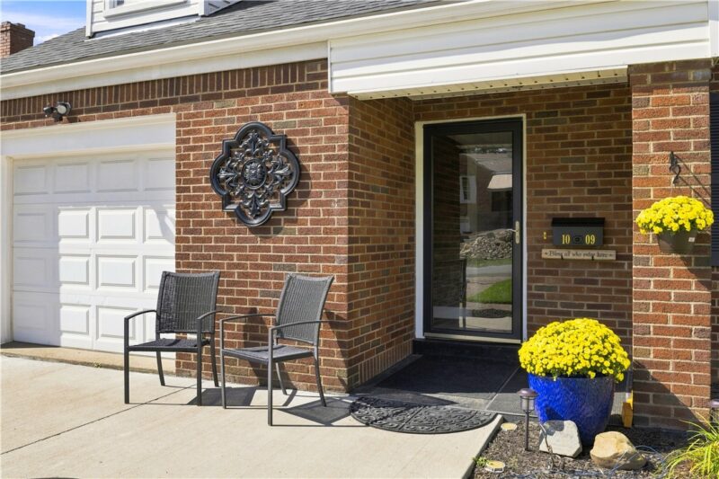 1009 Grandview Ave — photo 3