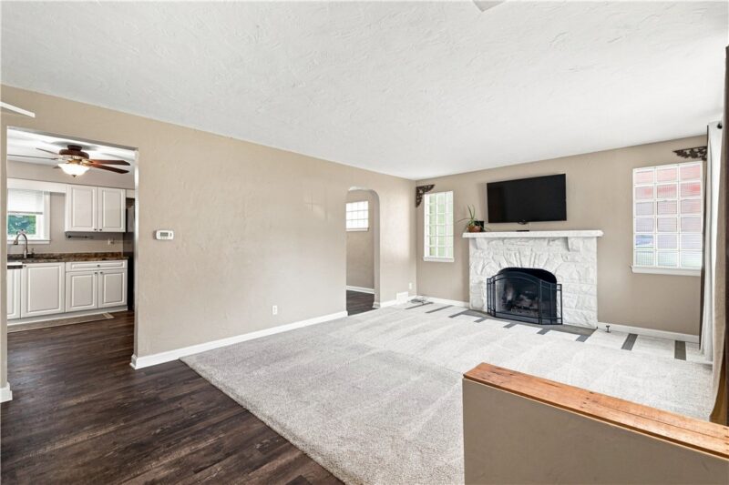 1009 Grandview Ave — photo 4