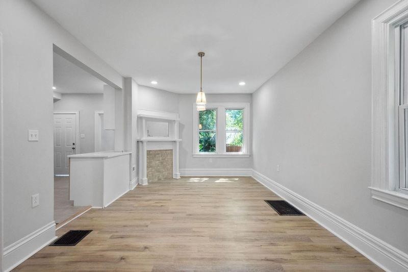 3258 Bainton Street — photo 8