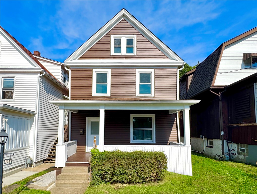 1528 Victoria Ave — photo 1
