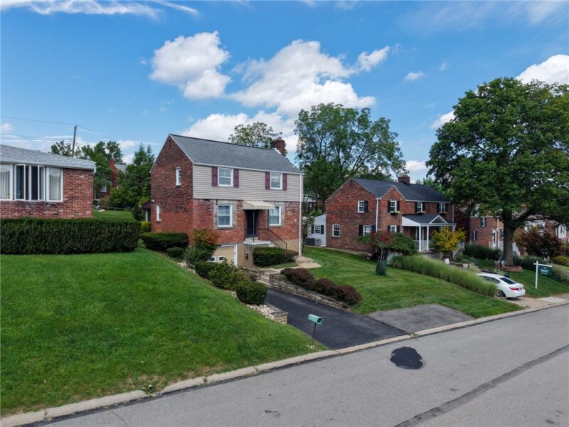 5362 Fieldcrest Dr — photo 2