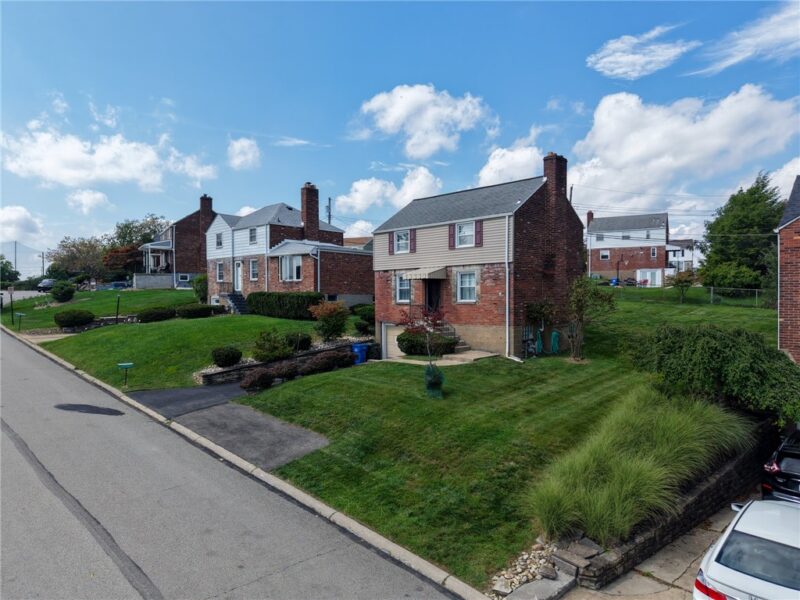 5362 Fieldcrest Dr — photo 4
