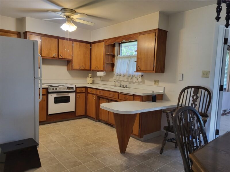 18 Joanne Dr — photo 7