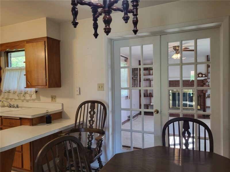 18 Joanne Dr — photo 8
