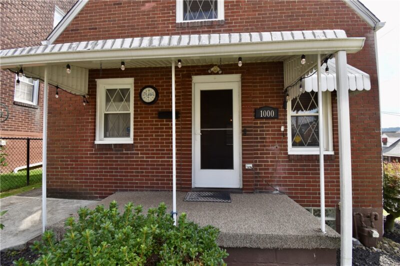 1000 Ewing St — photo 3