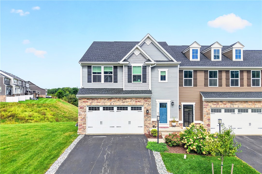 211 Dana Dr — photo 1