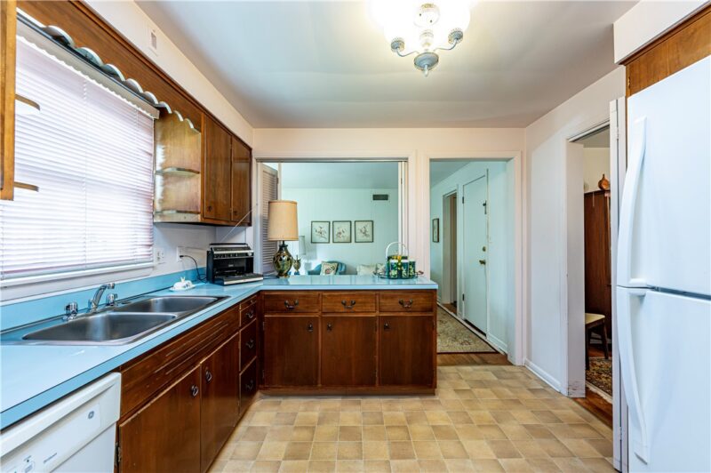 10 Holly Dr — photo 5
