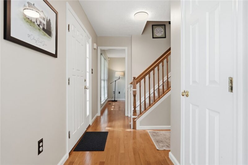 17 Colony Oaks Dr — photo 5