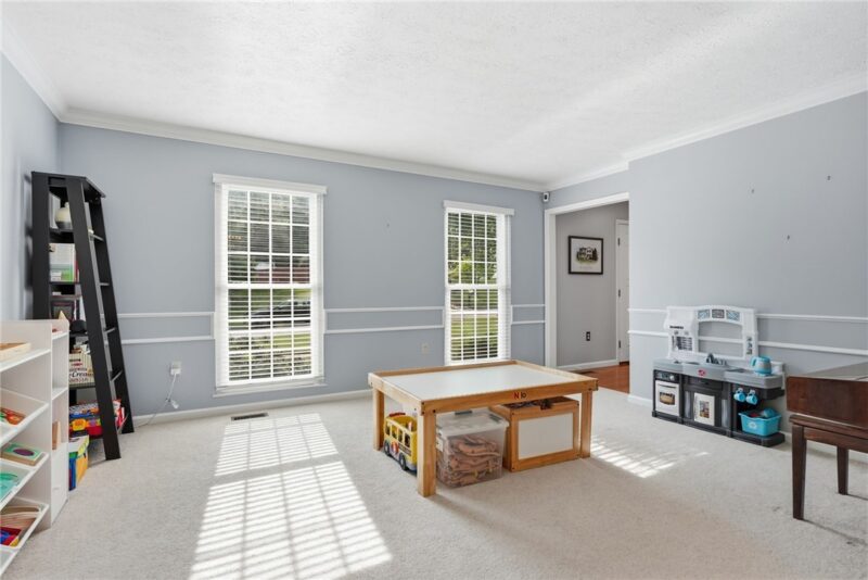17 Colony Oaks Dr — photo 8