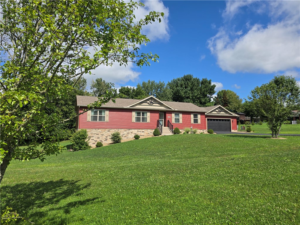961 Sunset Dr — photo 1