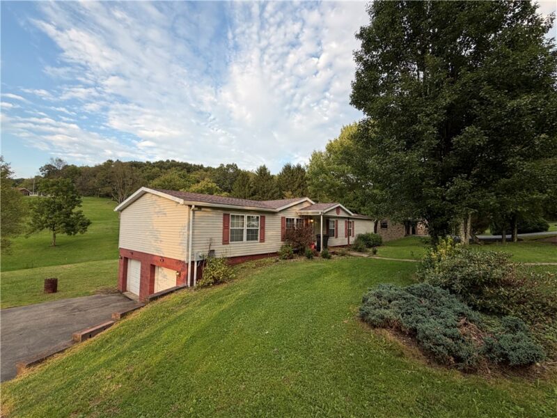 215 Glenford Dr — photo 4
