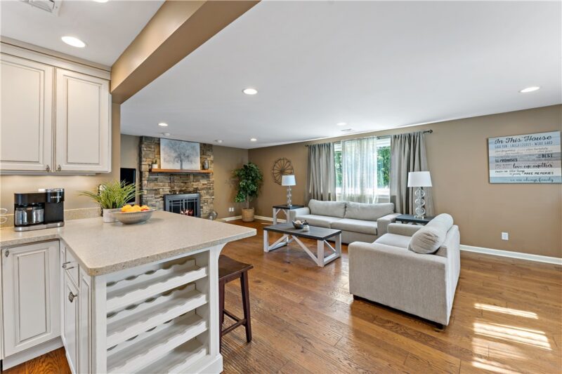 2511 FIFE DRIVE — photo 7