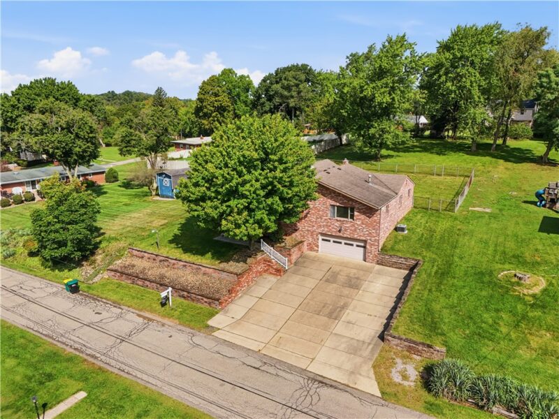 2473 Mae Dr — photo 3