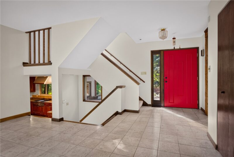 142 Riding Trail Ln — photo 8